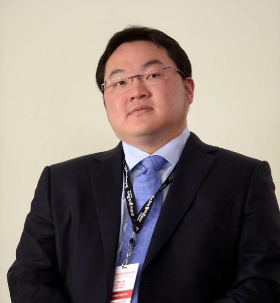 劉特佐（Jho Low），晉瑋金融有限公司CEO，晉瑋慈善基金會有限公司聯(lián)合董事，于2014年5月29日在加州大學(xué)舊金山分校（UCSF）上臺演講。圖片：Michael Loccisano/Getty Images for New York Times