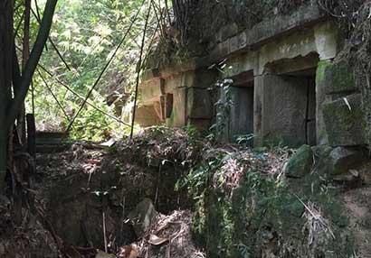 慈云寺旁的僧人古墓（圖片來源：重慶市文遺院）