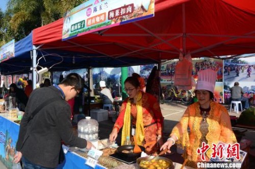 東南亞風味美食展銷活動。　張金川　攝