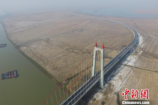 杭瑞洞庭大橋。　楊華峰 攝