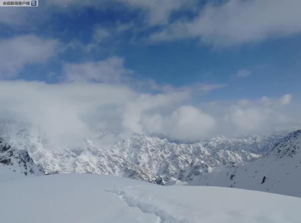 新疆昌吉山區(qū)發(fā)生雪崩 10名被困人員已全部獲救